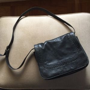 Kenneth Cole Black Leather Shoulder Bag
